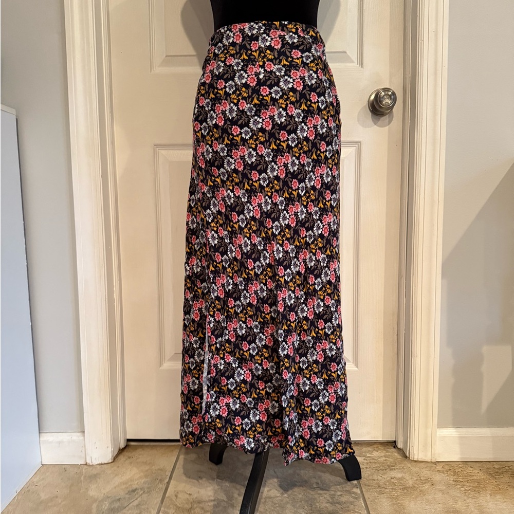LOFT Floral Maxi Skirt - Black and multicolored floral